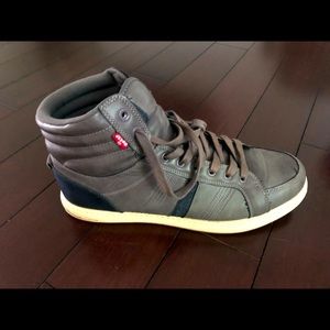 Men’s Levi’s sneaker high tops. Size 12